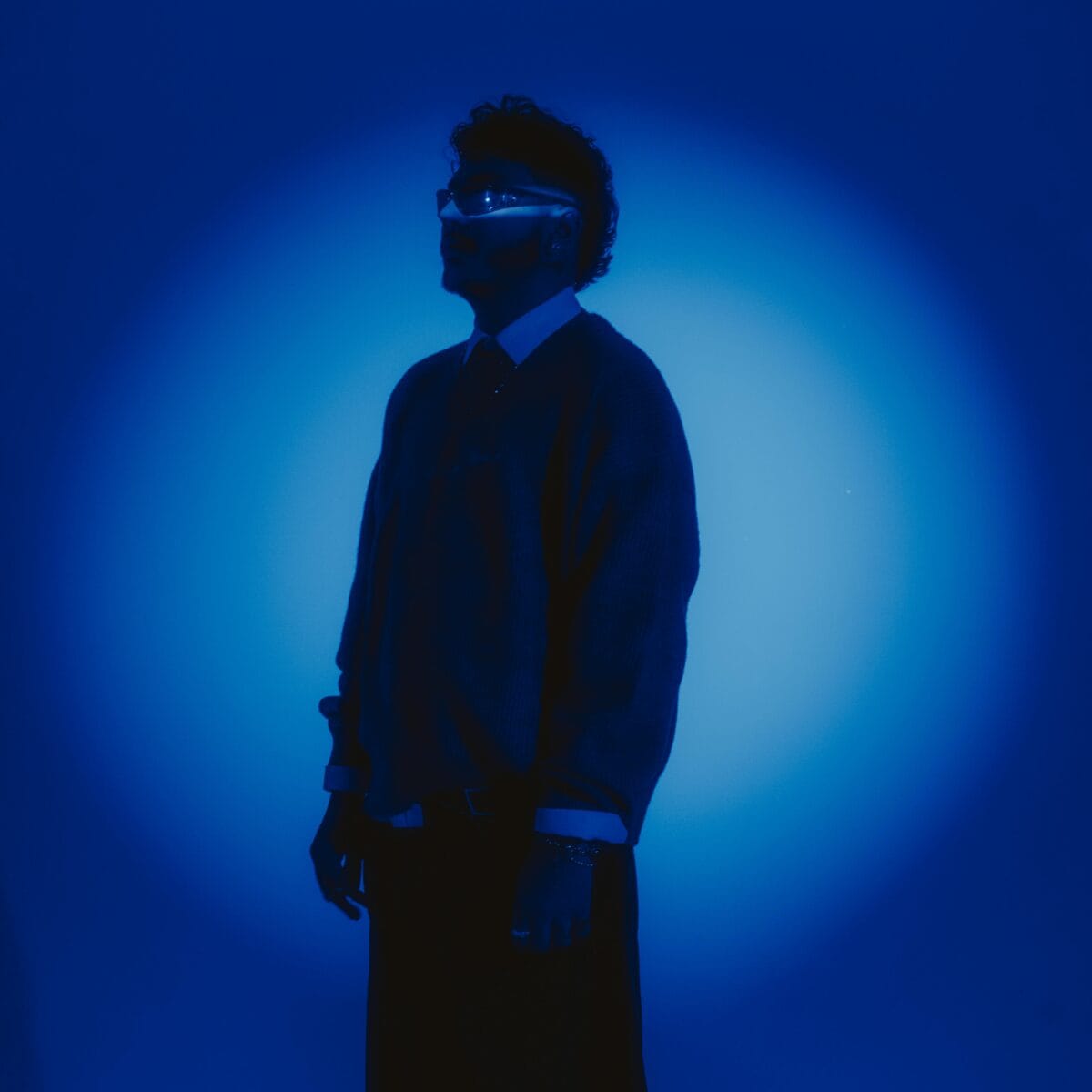 Niebieskie światło a sen – jak chronić oczy tryb nocny