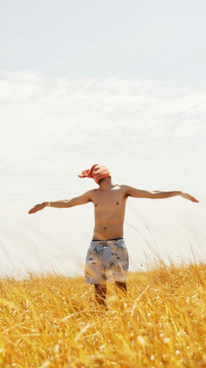 Witamina D dla seniorów słońce ekspozycja naturalne źródło